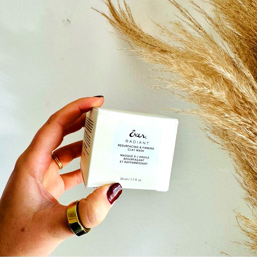 NEW EVER Clean Beauty Radiant Resurfacing Firming Clay Mask Face Skin Treatment